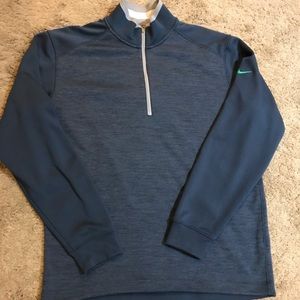 Men’s Nike Golf Quarter Zip Size Medium 🎄 🎅🏻